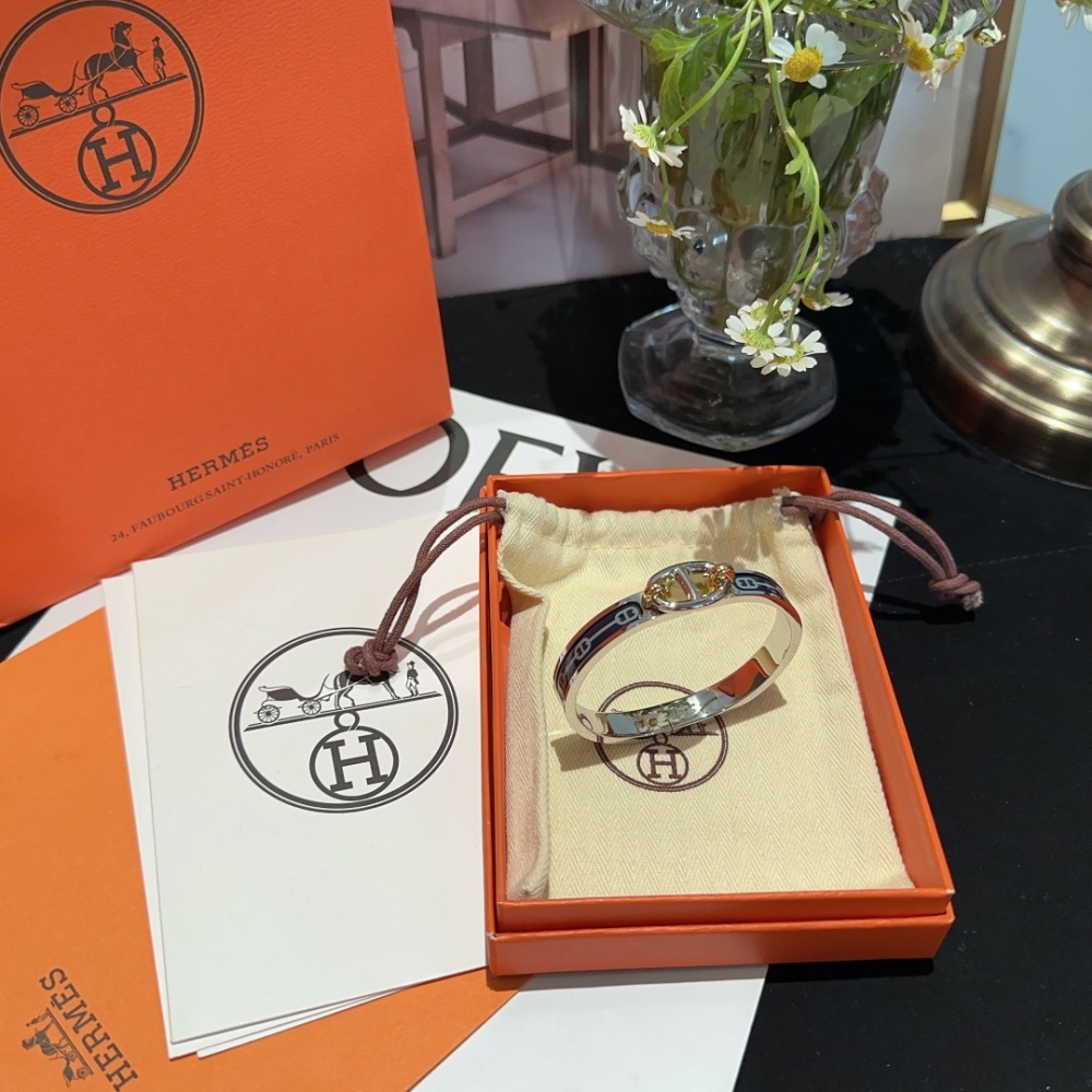 Hermes bracelet