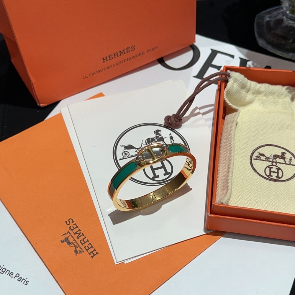 Hermes bracelet