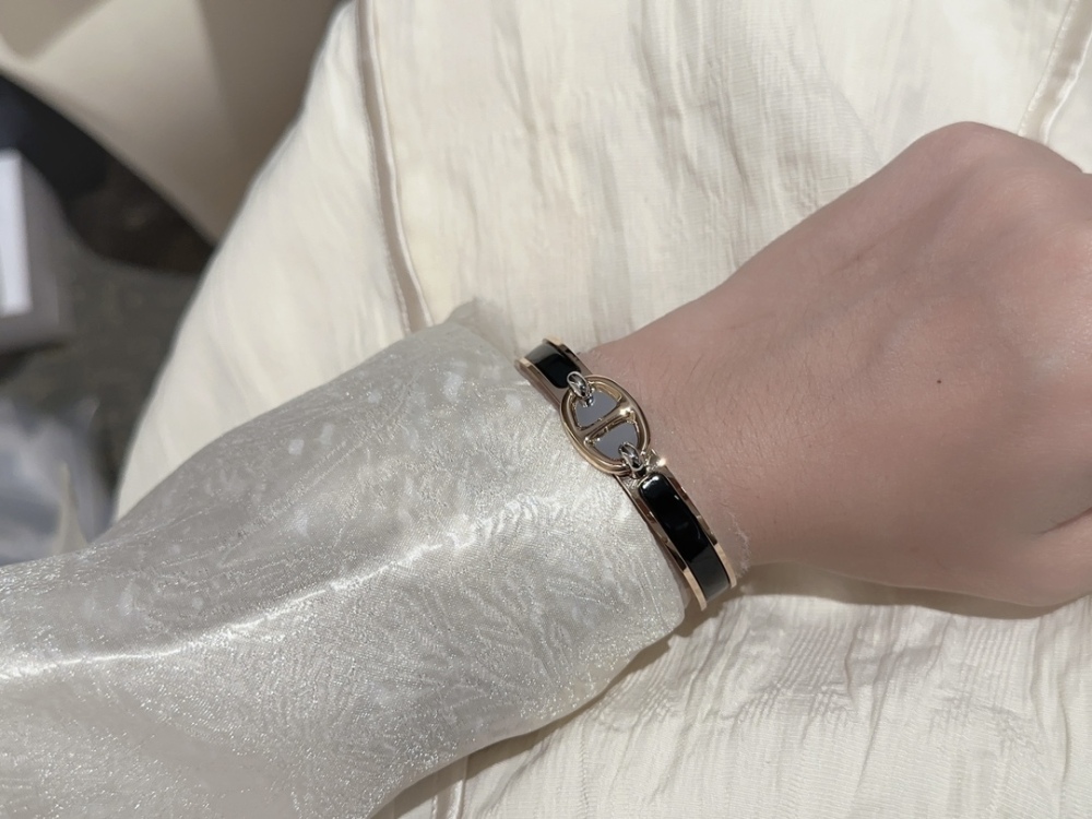 Hermes bracelet