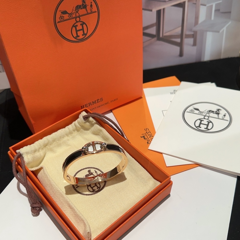 Hermes bracelet