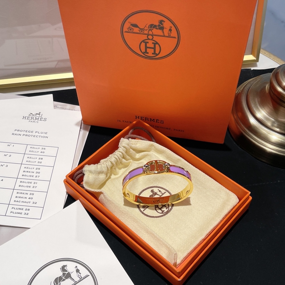Hermes bracelet