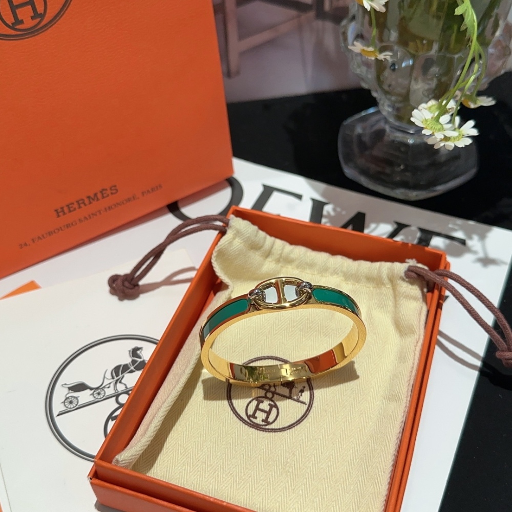 Hermes bracelet