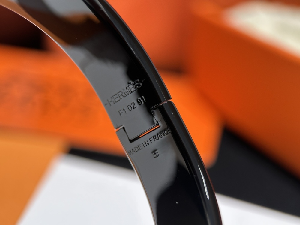 Hermes bracelet