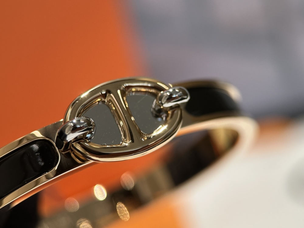Hermes bracelet