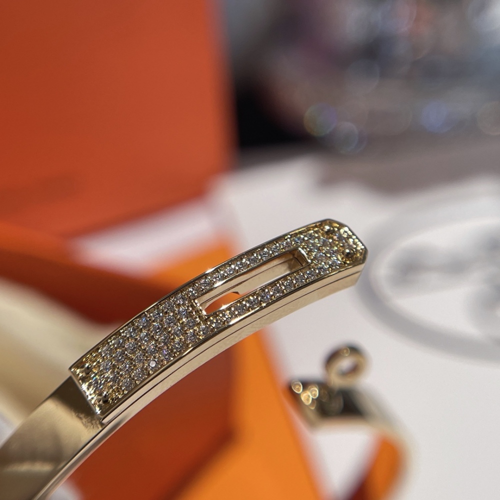Hermes bracelet