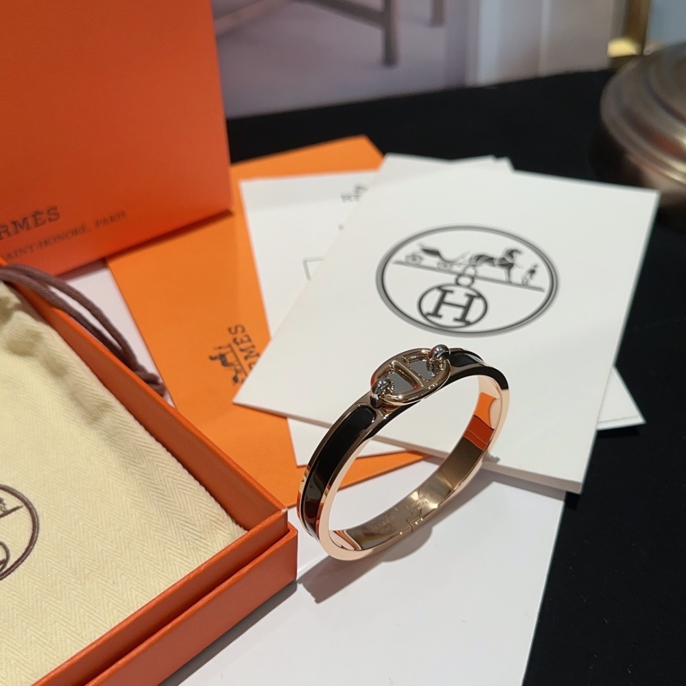 Hermes bracelet