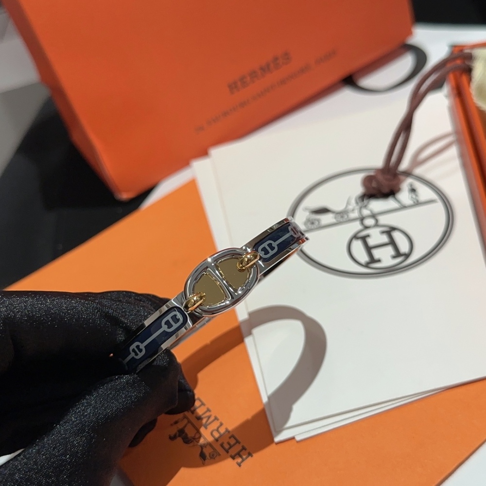 Hermes bracelet