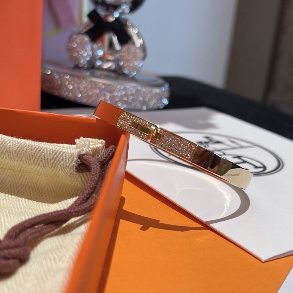 Hermes bracelet