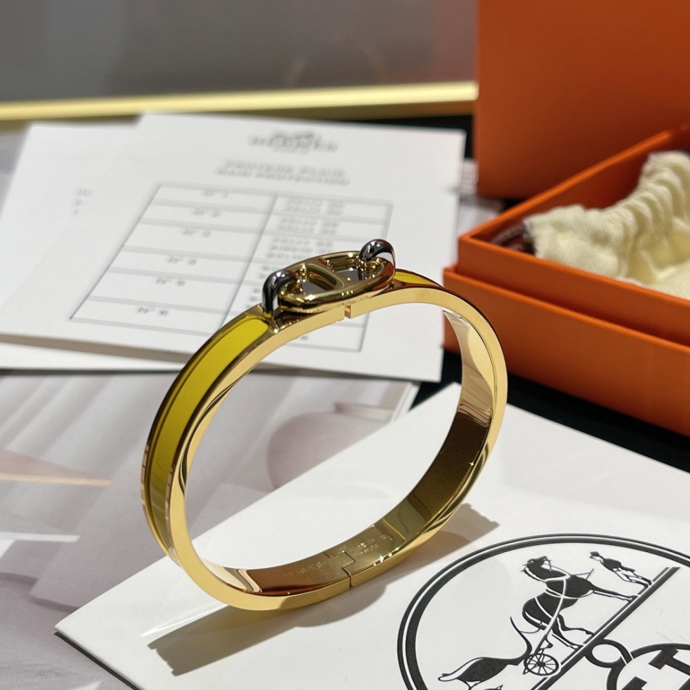 Hermes bracelet