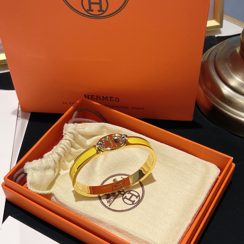 Hermes bracelet