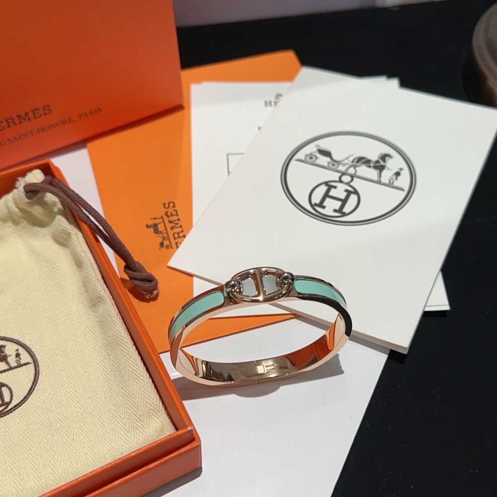 Hermes bracelet