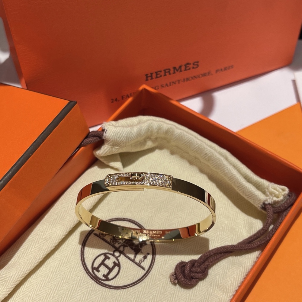 Hermes bracelet