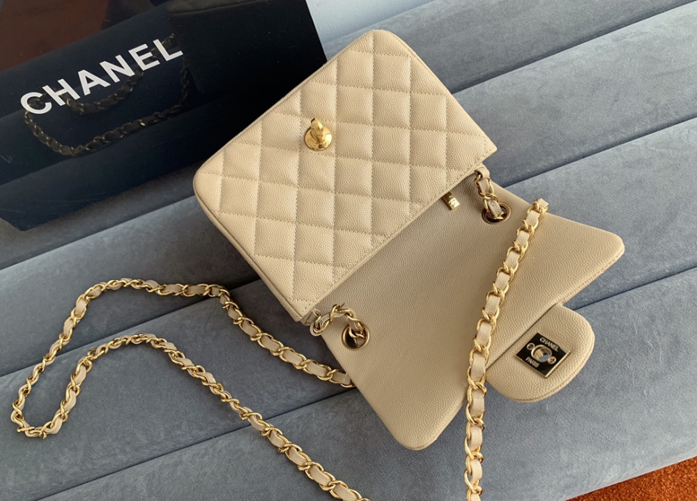 Chanel  cf mini  Flap caviar  A01115 Mirror Boutique