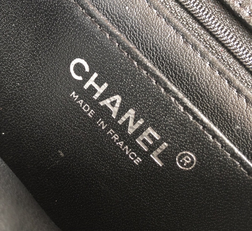 Chanel  cf mini  Flap A01115 Mirror Boutique