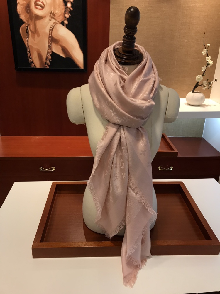 Louis Vuitton scarf