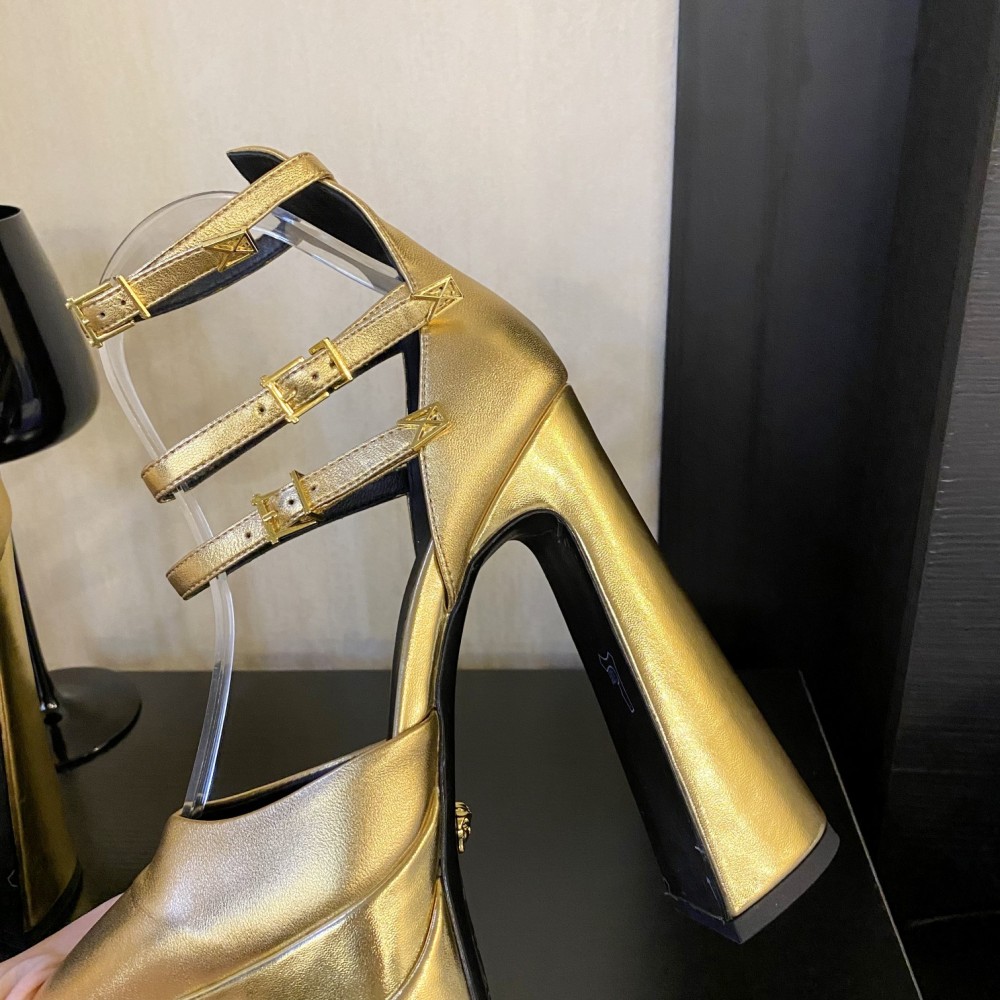 Versace sandals 15.5cm