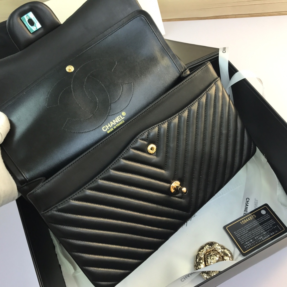 Chanel  CF1113 ClassicFlap  30cm JUMBO A058600 Mirror Boutique