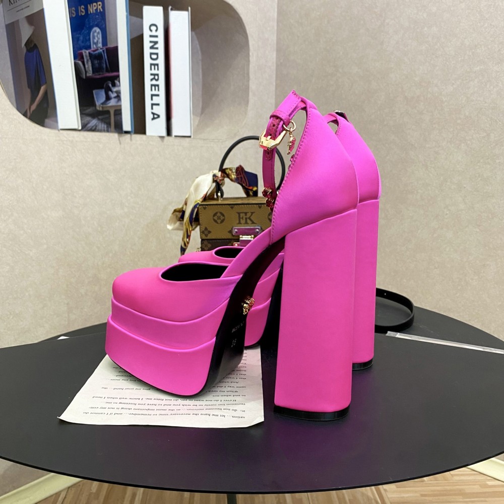 Versace sandals 15.5cm satin Medusa Aevitas pumps from  the #𝙑𝙚𝙧𝙨𝙖𝙘𝙚 𝟐𝟐𝙨𝙨