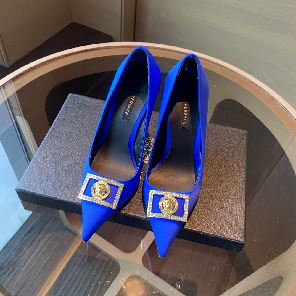 Versace sandals 10.5cm  #𝙑𝙚𝙧𝙨𝙖𝙘𝙚 𝟐𝟐𝙨𝙨