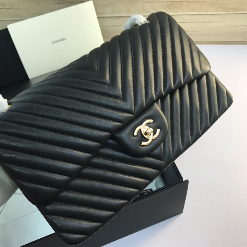 Chanel  CF1113 ClassicFlap  30cm JUMBO A058600 Mirror Boutique