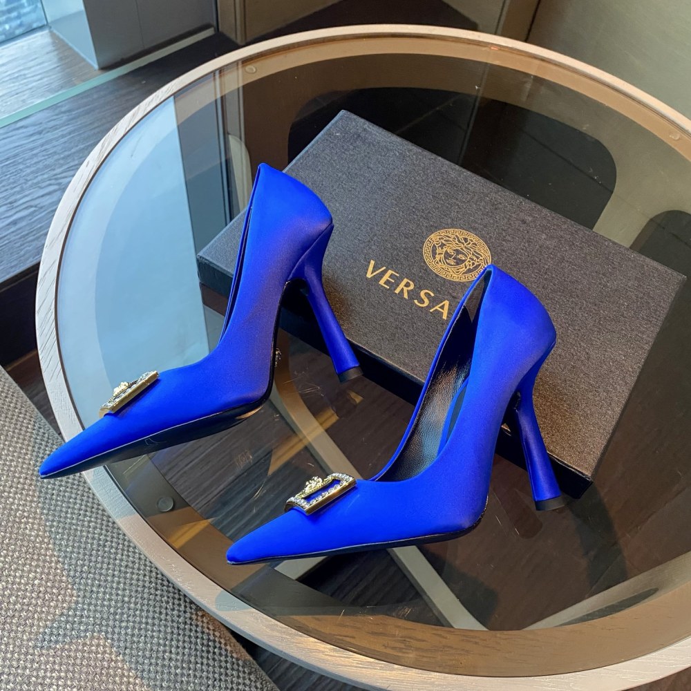 Versace sandals 10.5cm  #𝙑𝙚𝙧𝙨𝙖𝙘𝙚 𝟐𝟐𝙨𝙨