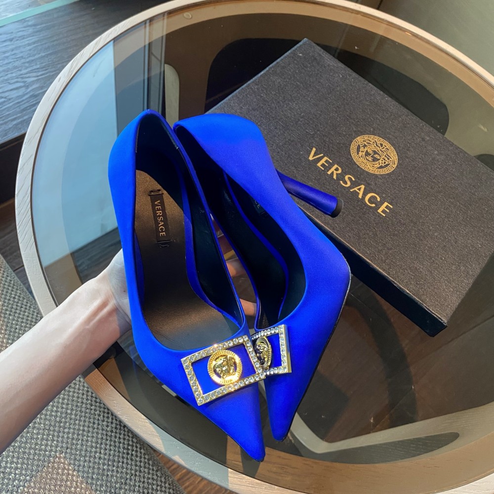 Versace sandals 10.5cm  #𝙑𝙚𝙧𝙨𝙖𝙘𝙚 𝟐𝟐𝙨𝙨