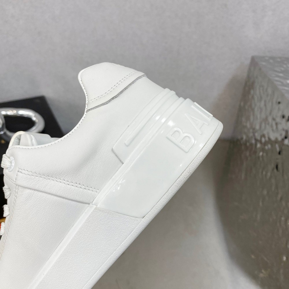 Balmain 𝟐𝟎𝟐2 𝙁𝙒 𝘽-𝘾𝙤𝙪𝙧𝙩 sneakers