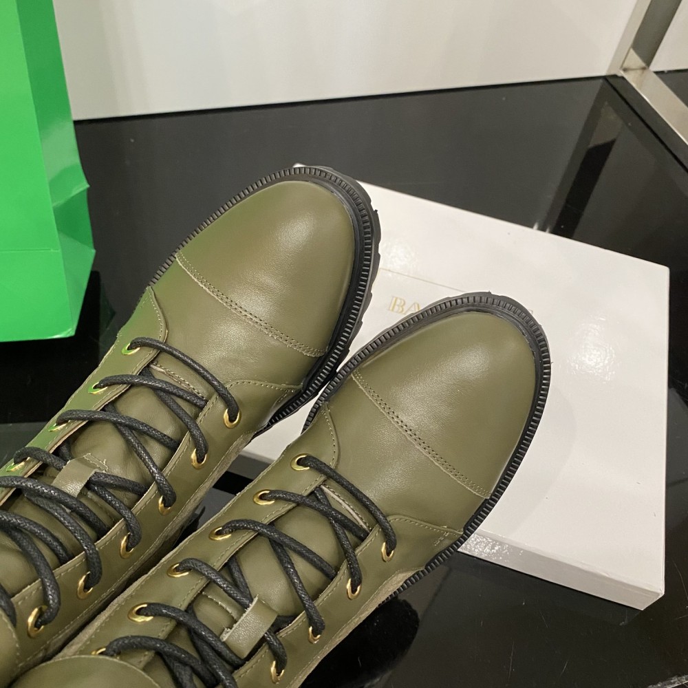 Balmain 𝟐𝟎𝟐2 𝙁𝙒 Martin boots