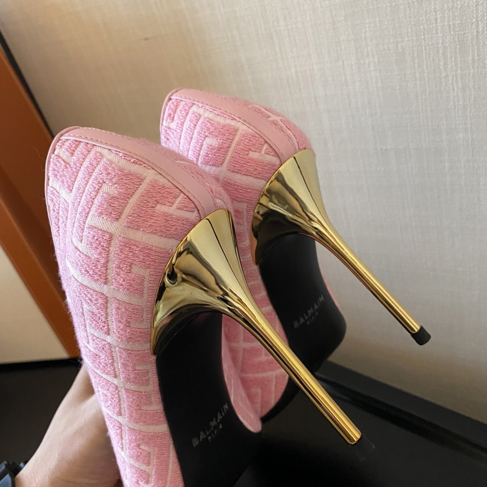 Balmain 𝟐𝟎𝟐1 𝙁𝙒 Sandals