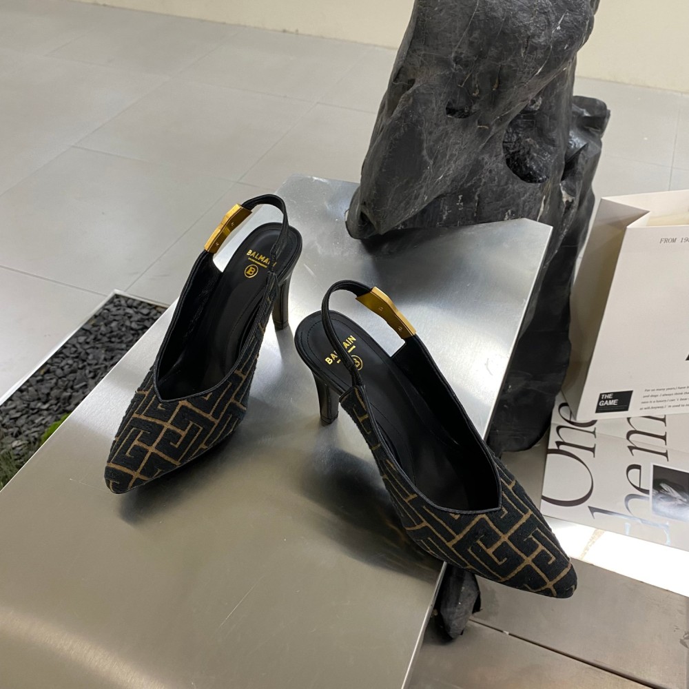 Balmain 𝟐𝟎𝟐2 𝙁𝙒 Sandals