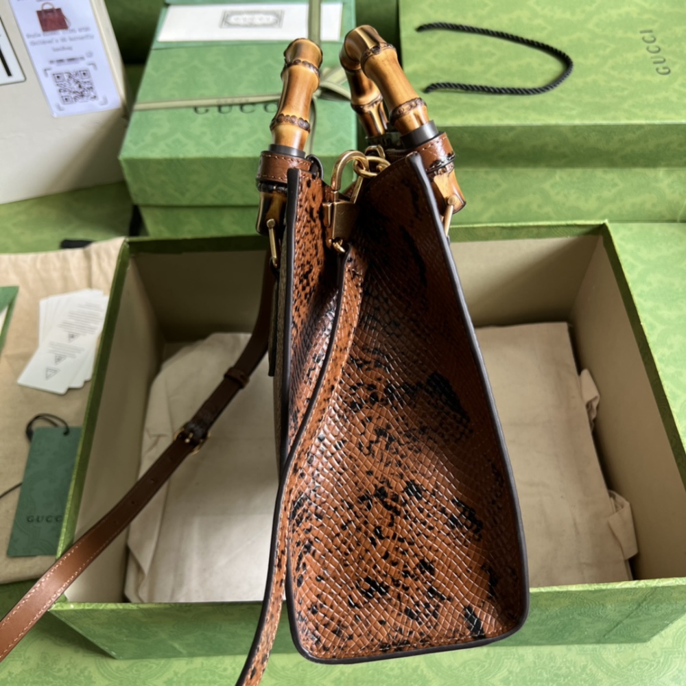 Gucci Aria bamboo  tote MM 660195 Mirror Boutique