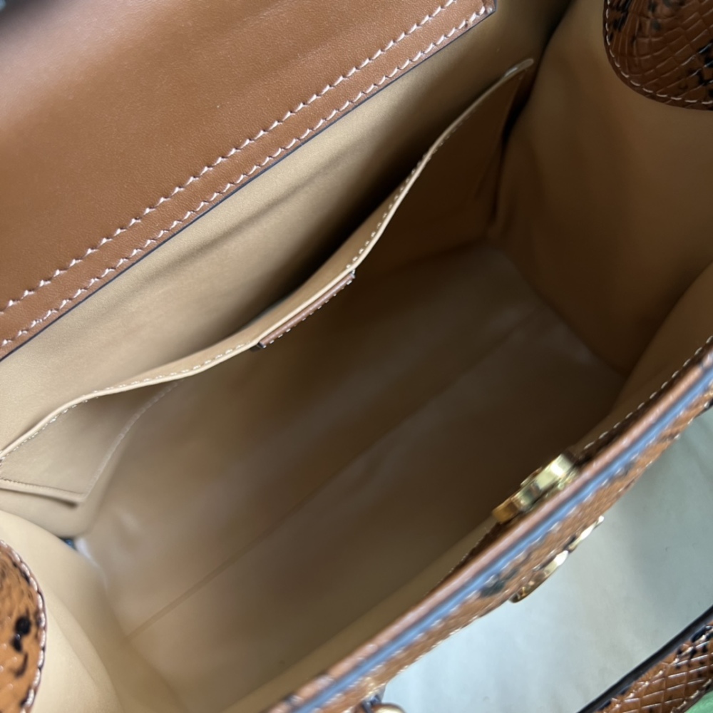 Gucci Aria bamboo  tote MM 660195 Mirror Boutique