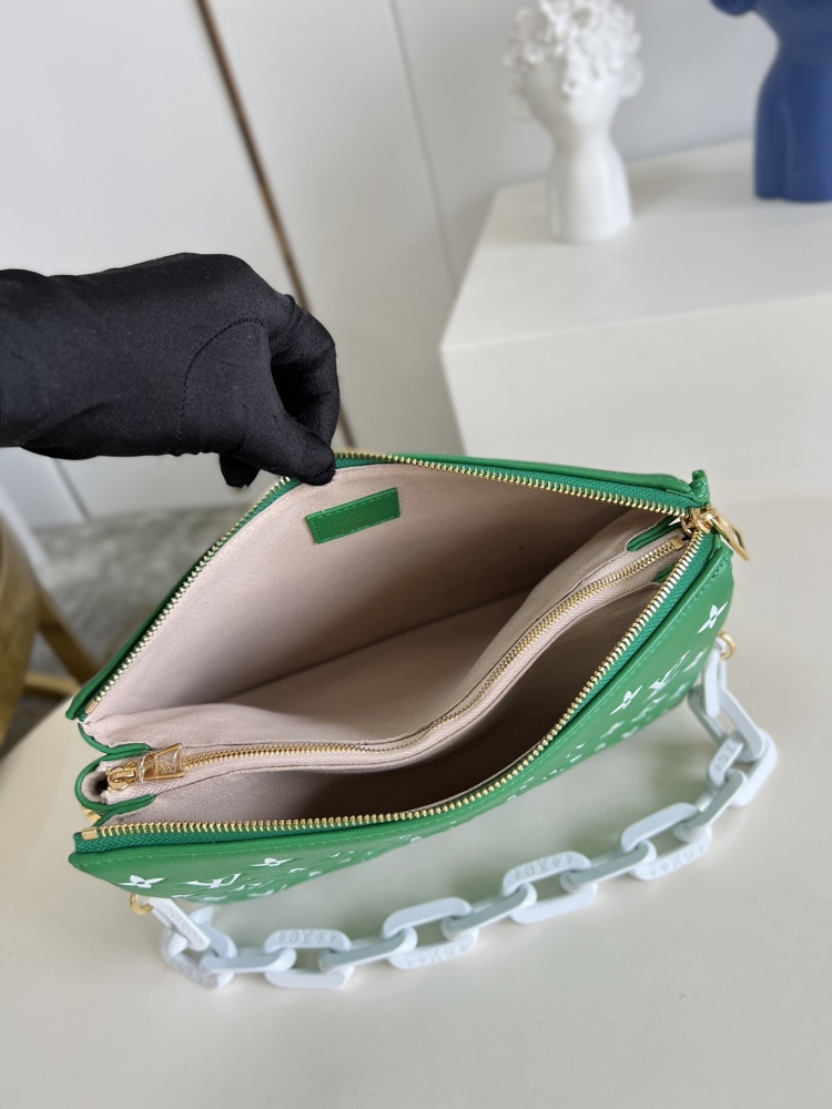 Louis Vuitton Coussin Monogram  M57790 mirror Boutique