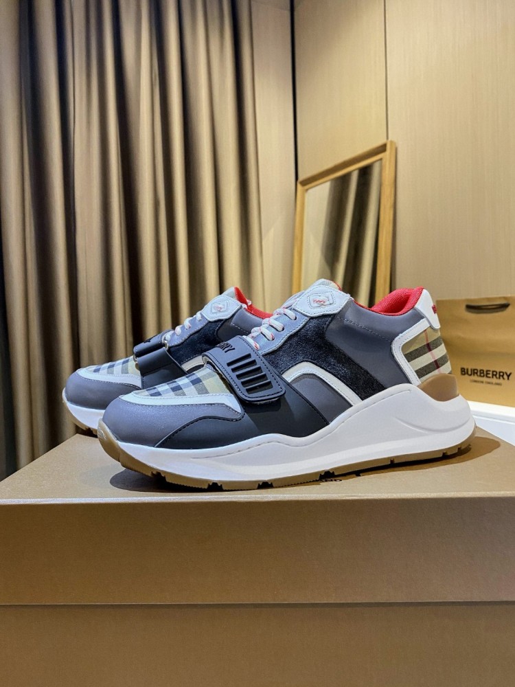 Burberry Men's and Women's Sneakers