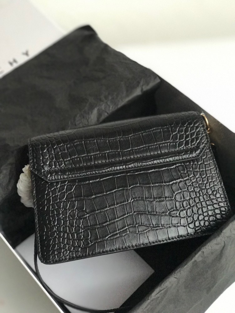 Givenchy 🇫🇷 GV3 1117 Mirror Boutique