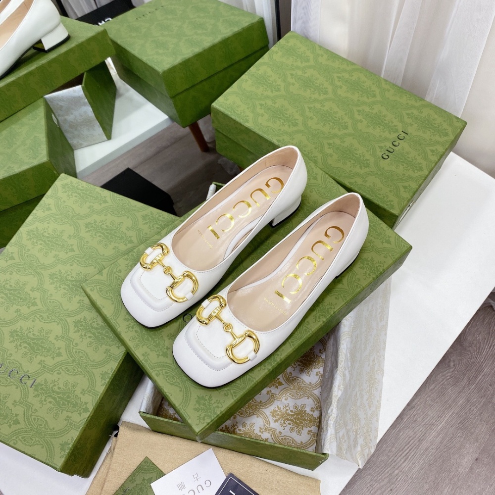 GUCCI sandals