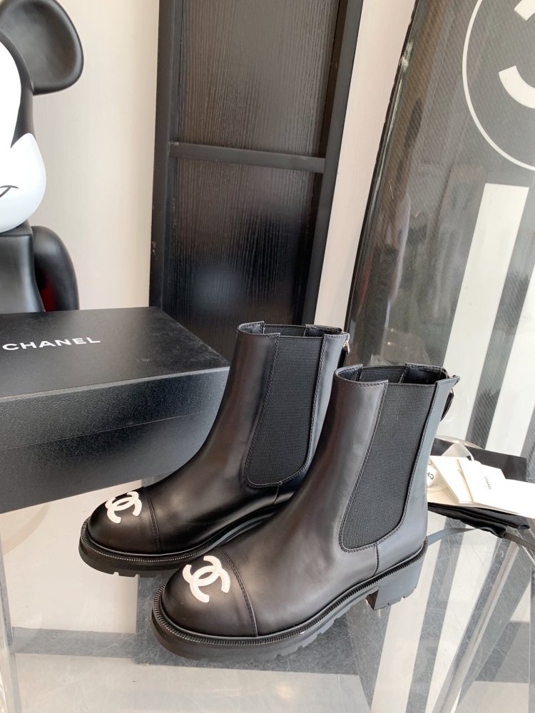 Chanel 22SS boots