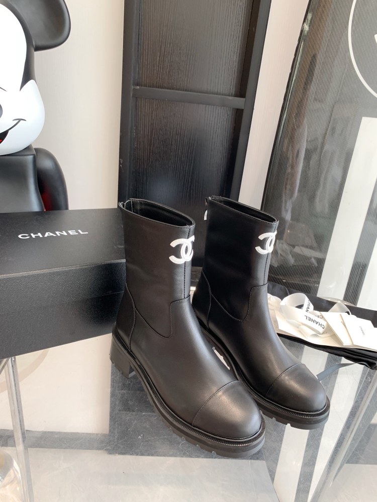 Chanel 22SS boots