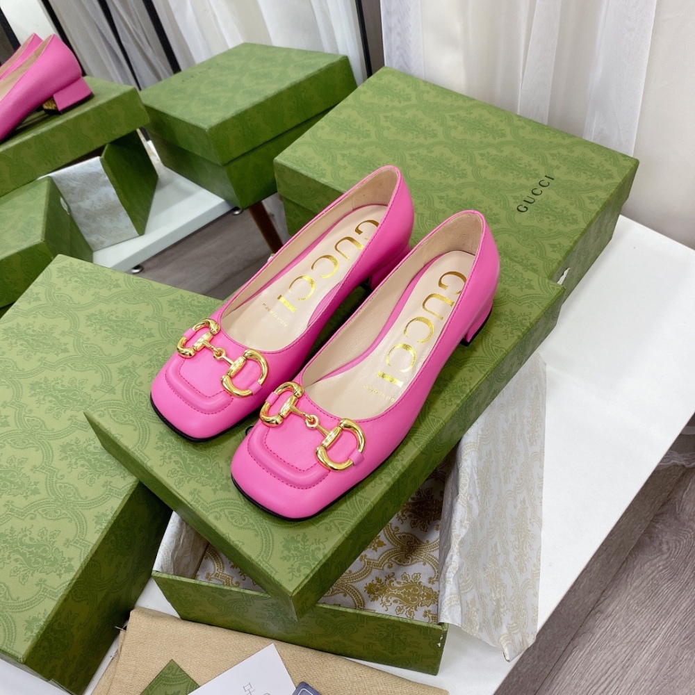 GUCCI sandals