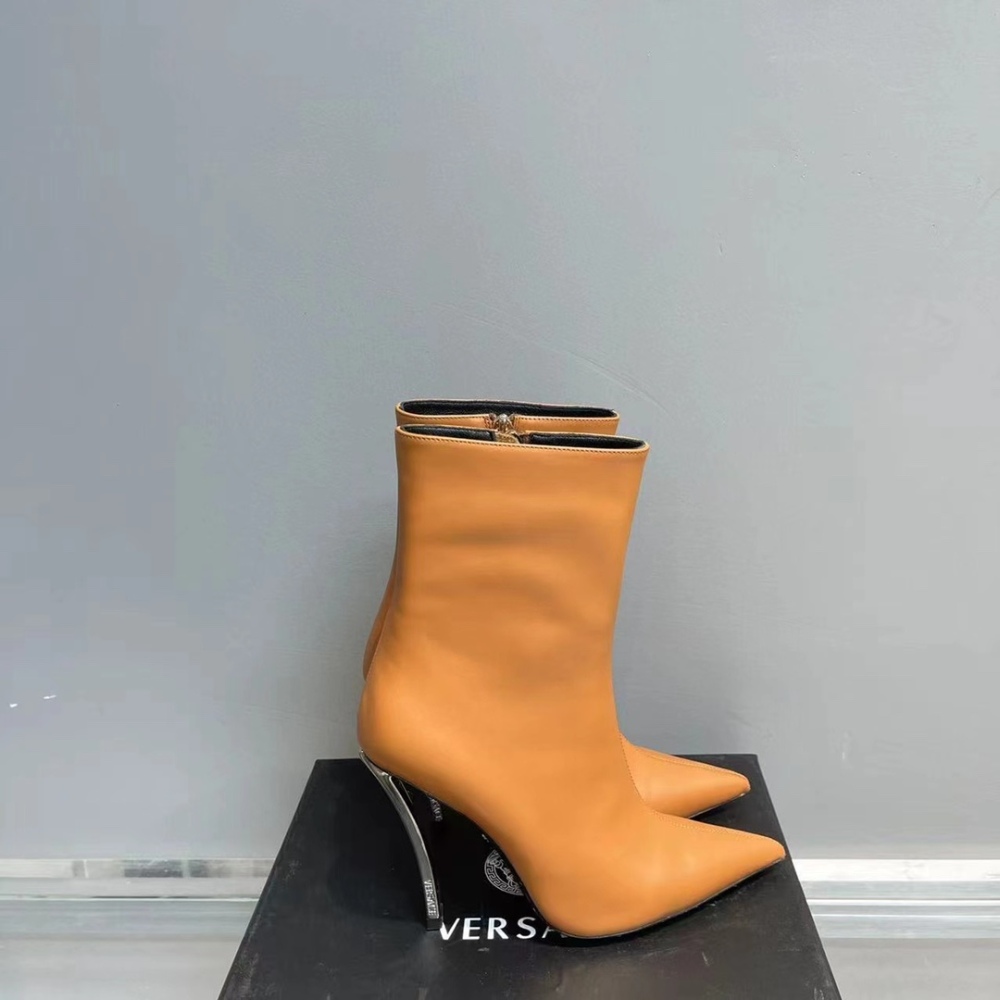 Versace boots 10cm