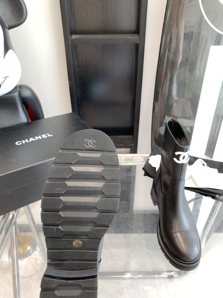 Chanel 22SS boots