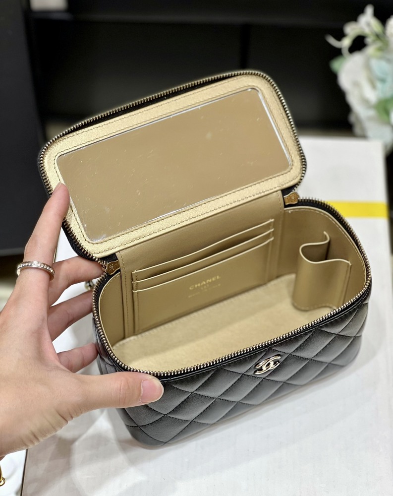Chanel  23C  box 2303 Mirror Boutique