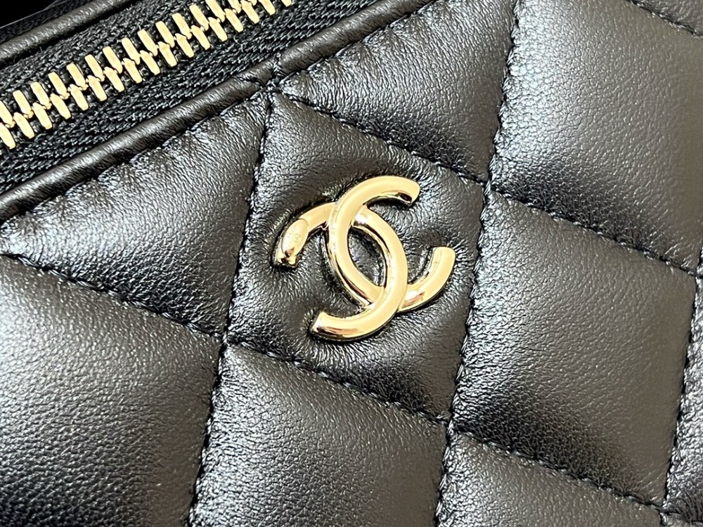 Chanel  23C  box 2303 Mirror Boutique