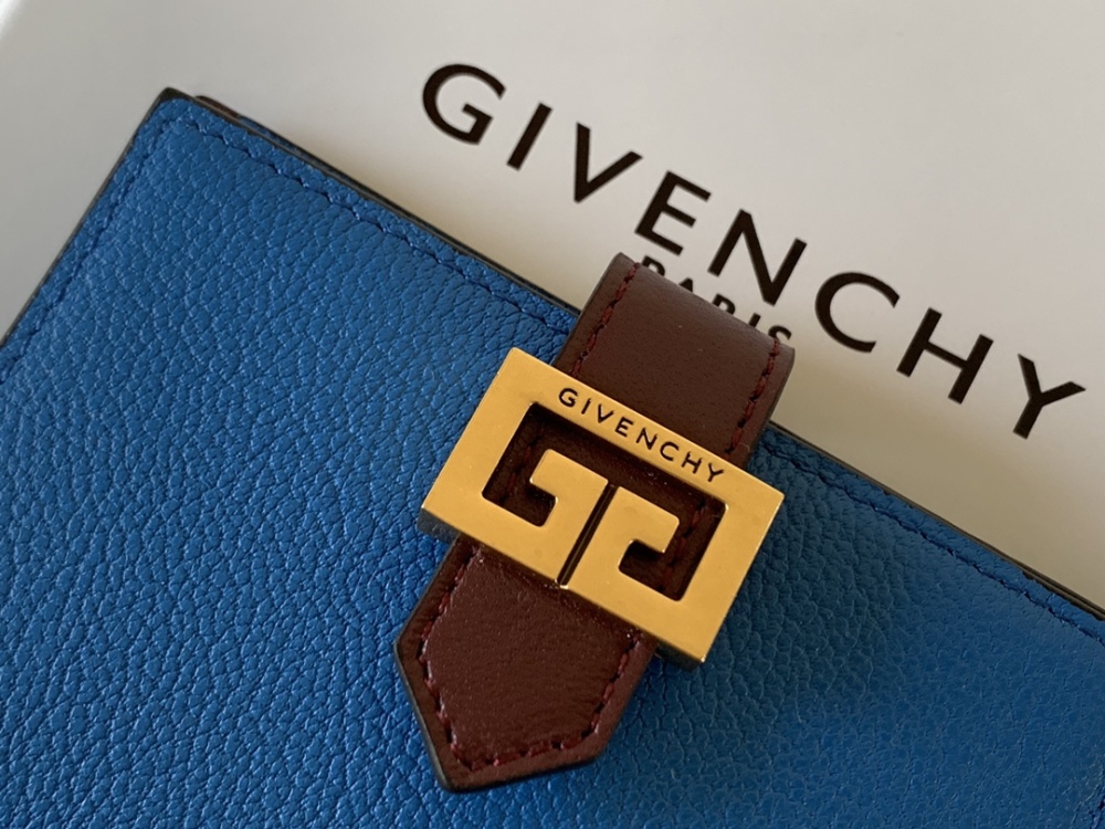 Givenchy 🇫🇷 GV3 wallet HB057 Mirror Boutique