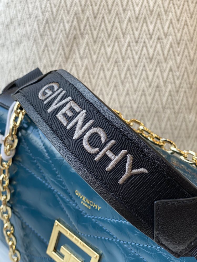 Givenchy 🇫🇷 GV3 ID Bag 9405 Mirror Boutique