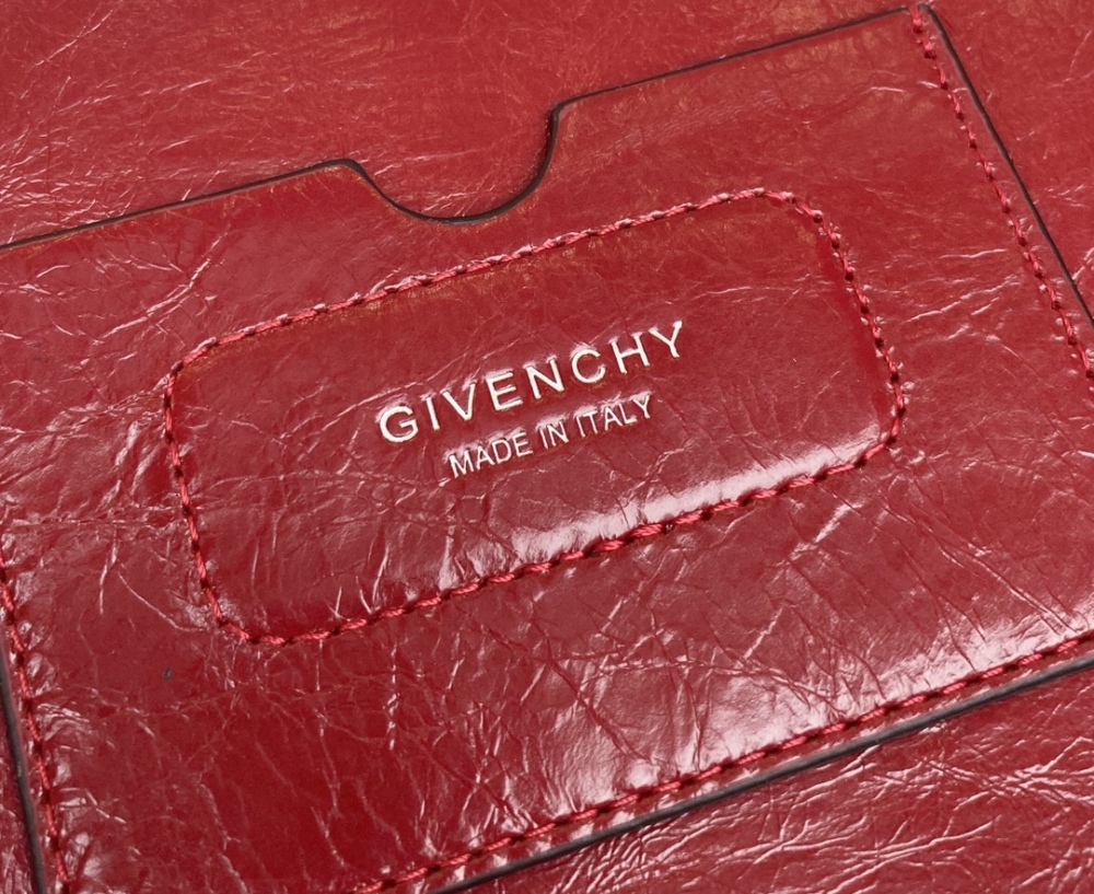 Givenchy 🇫🇷 GV3 ID Bag 9405 Mirror Boutique
