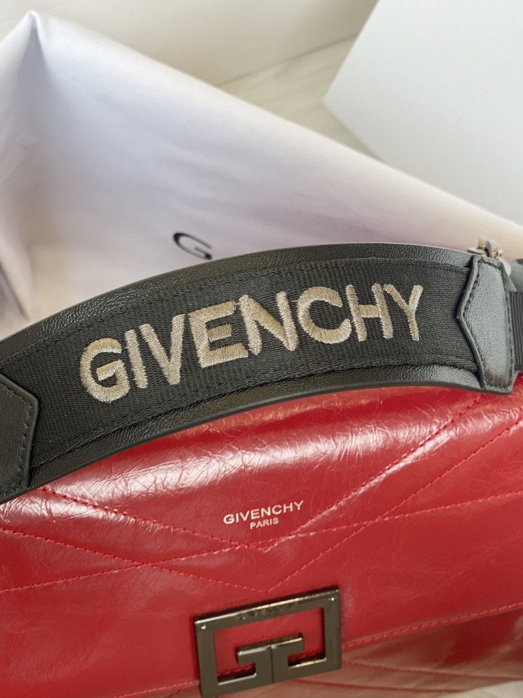 Givenchy 🇫🇷 GV3 ID Bag 9405 Mirror Boutique