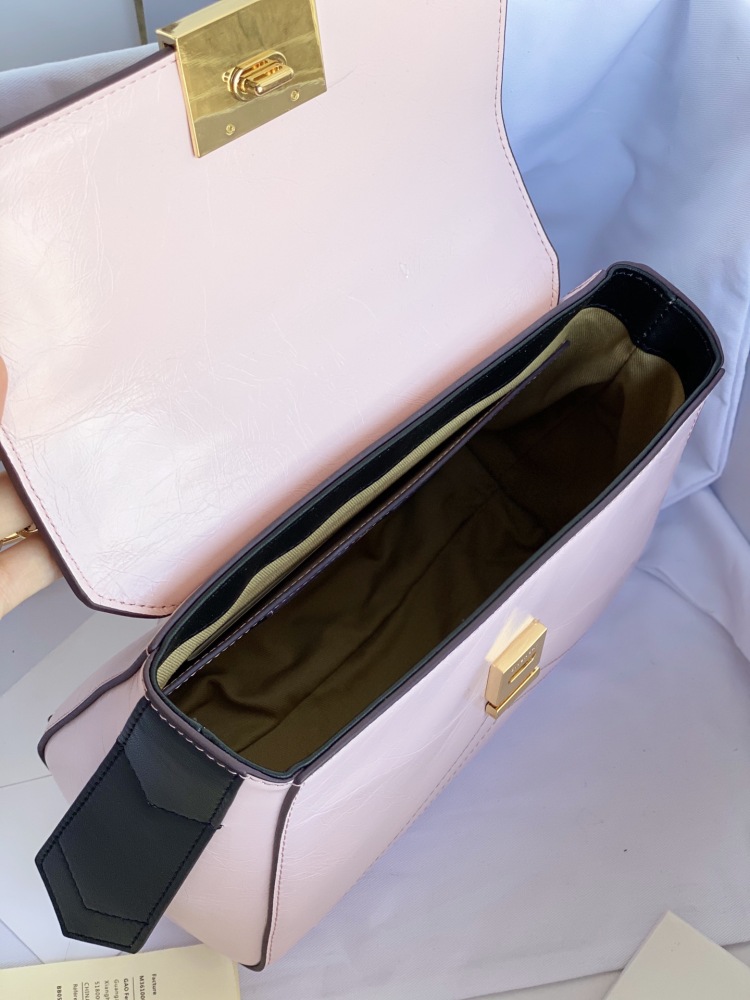 Givenchy 🇫🇷 GV3 ID Bag 9404 Mirror Boutique