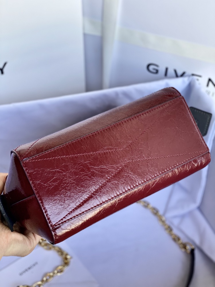 Givenchy 🇫🇷 GV3 ID Bag 9404 Mirror Boutique
