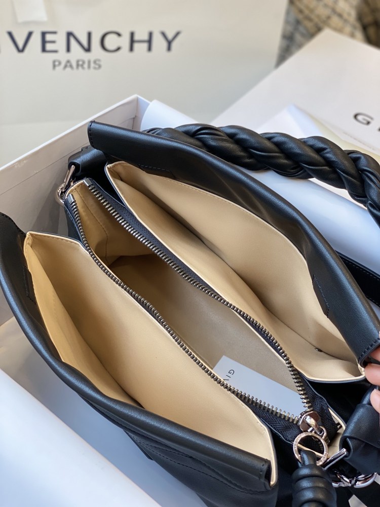 Givenchy 🇫🇷 GV3 0201 Mirror Boutique